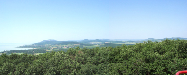 panorama.JPG (66944 bytes)